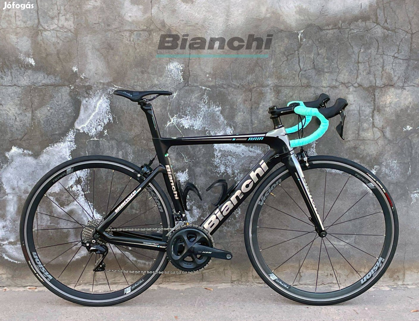 Bianchi Aria karbon, aero országúti kerékpár