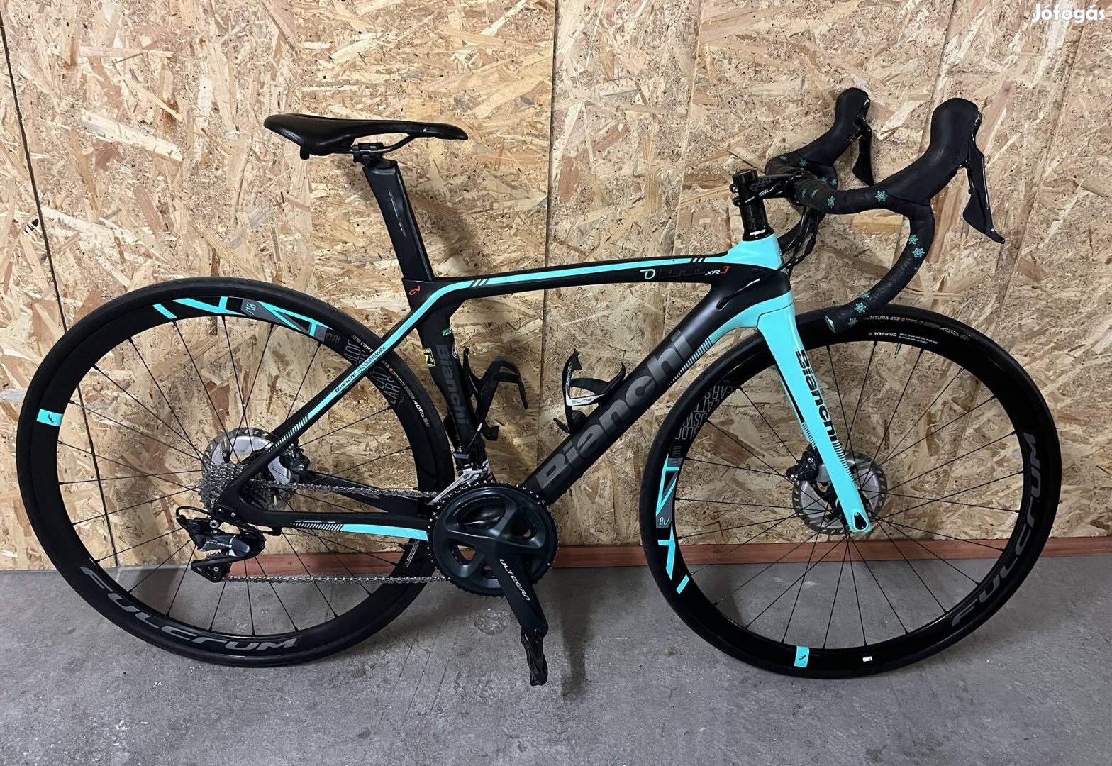 Bianchi Oltre XR3 Ultegra 11SP országúti kerékpár Full Carbon