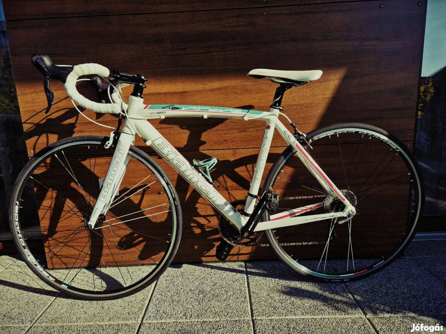 Bianchi Via Nirone 7 Bianchi kiskönyvvel