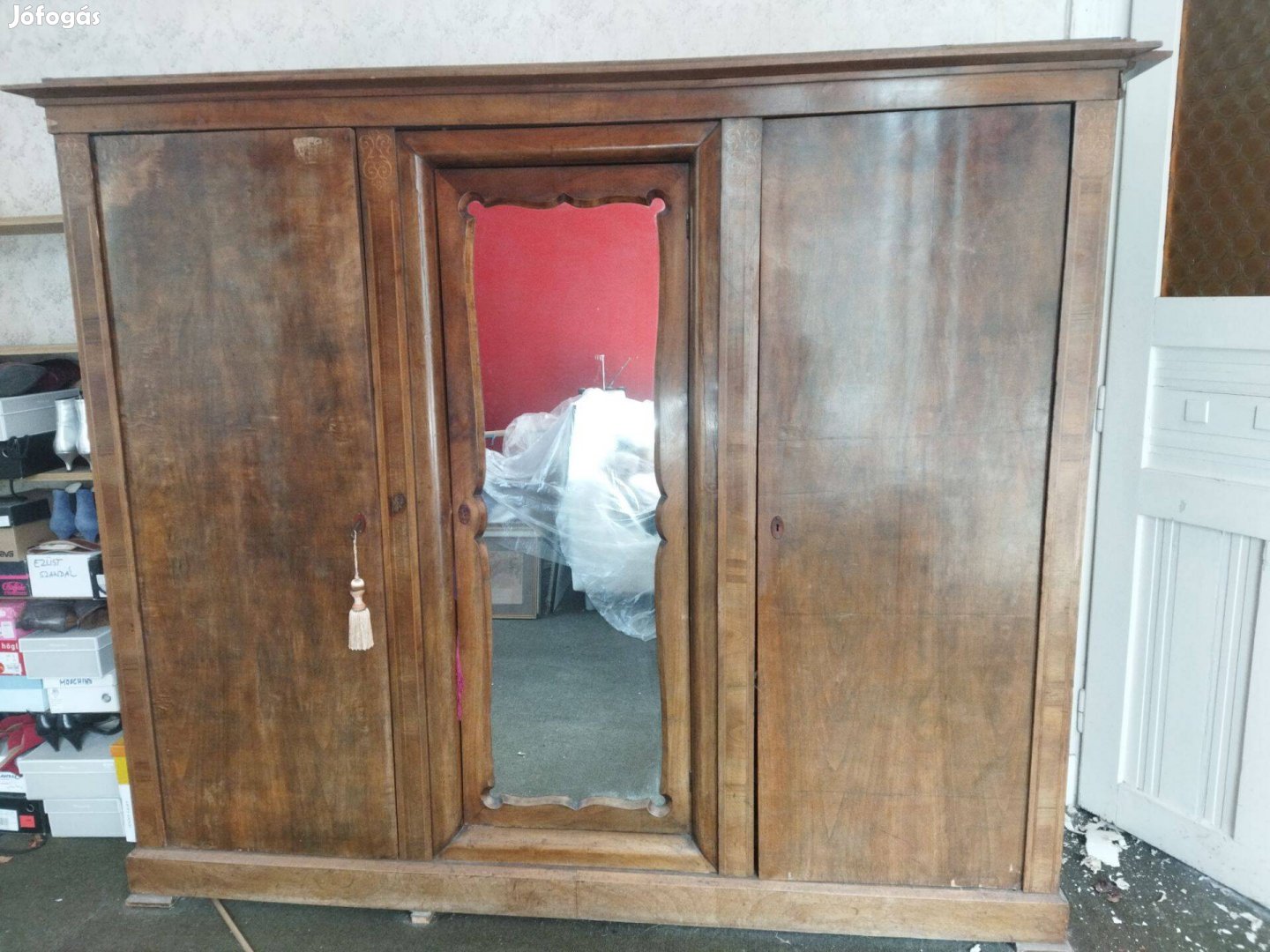 Biedermeier szekrény