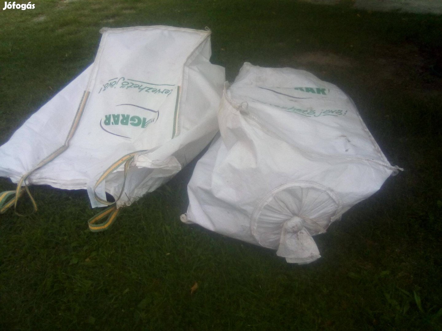 Big bag zsákok levelek, hungarocel darabok, fő, nyesedék tárolására