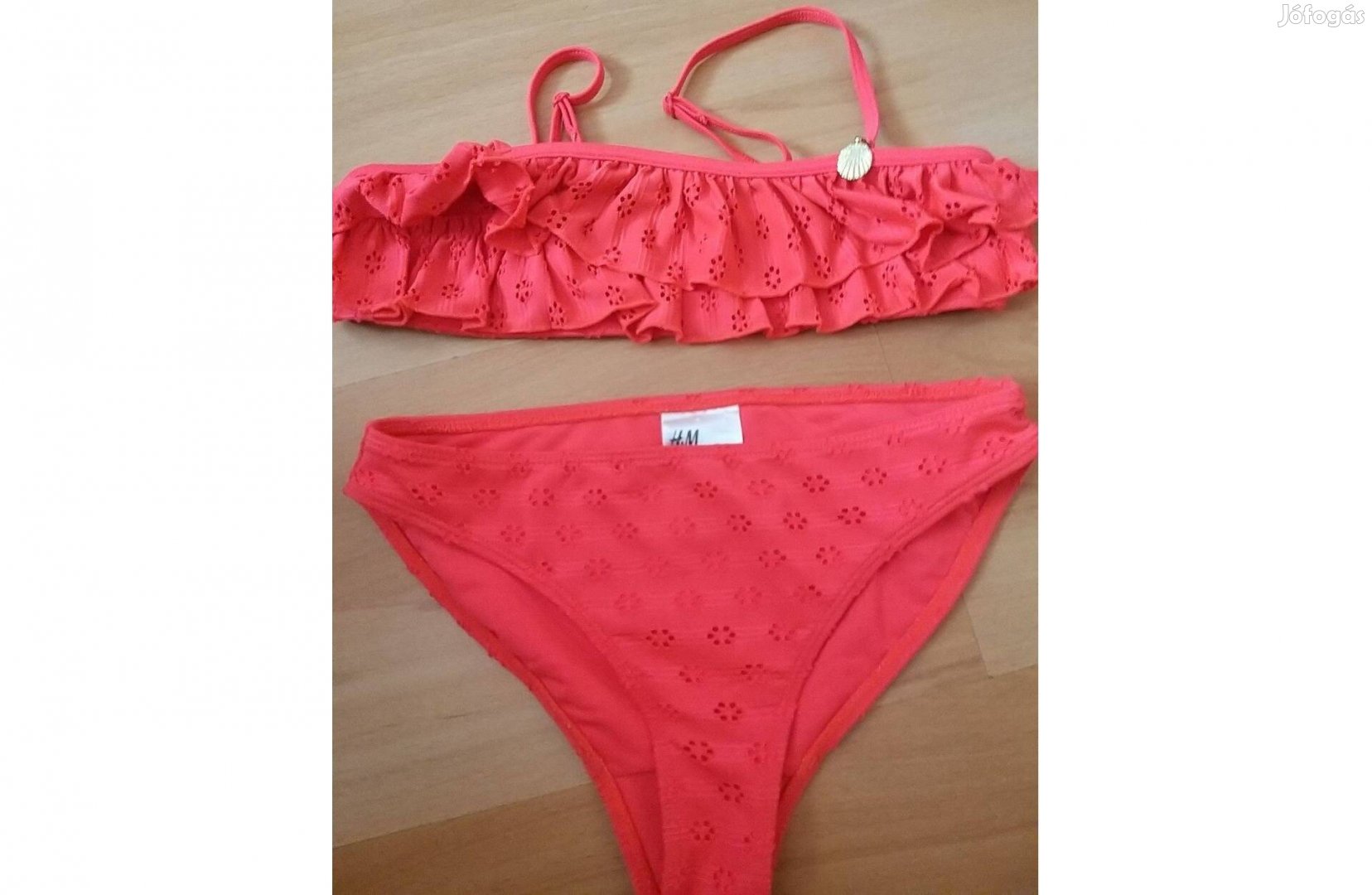 Bikini eladó, 140-es méretben