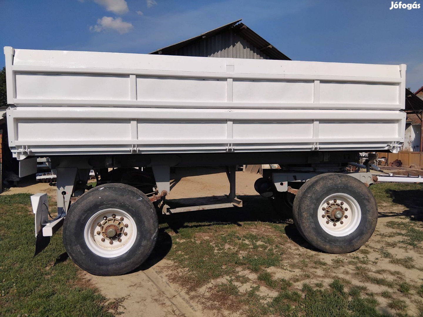 Billenőplatós pótkocsi eladó