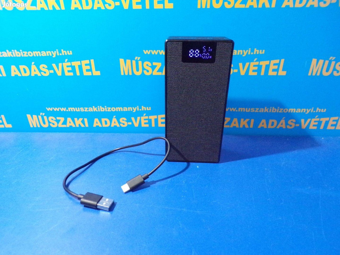 Biltema 24-0175 Powerbank(30000mAh) jótállással-