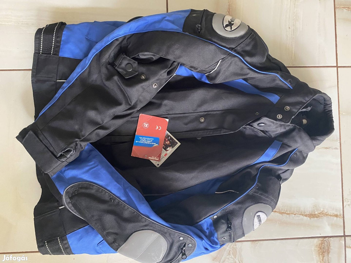 Biltema motorosdzseki