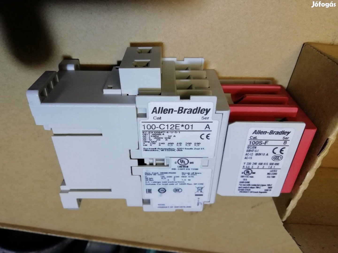 Bisztonsági Allen-Bradley 100S-C12EJ23C mágneskapcsoló