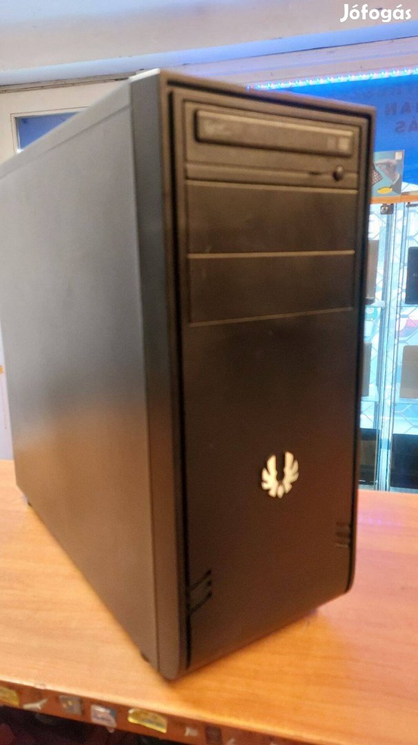 Bitfenix Comrade fekete USB3-as, alsó tápos ATX ház leárazás!