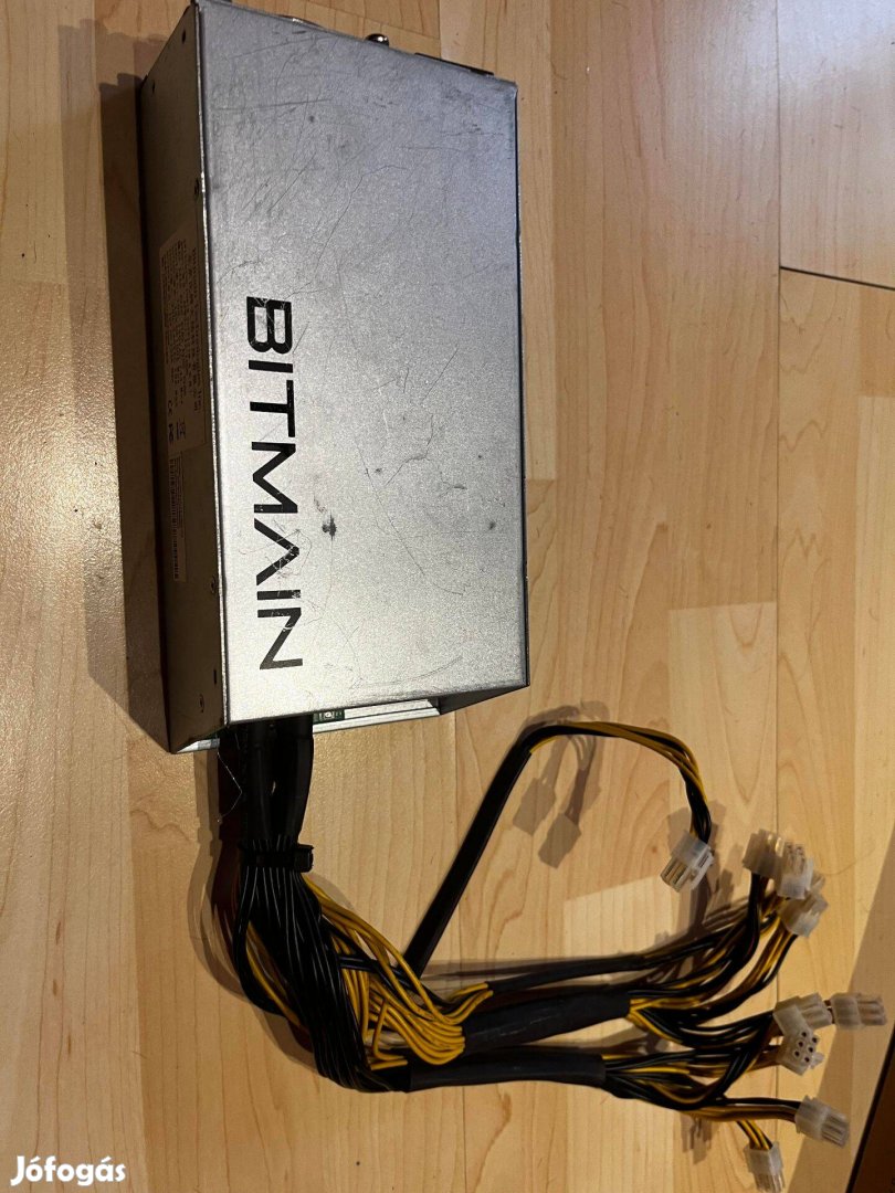 Bitmain 1600W-os Bányász tápegység