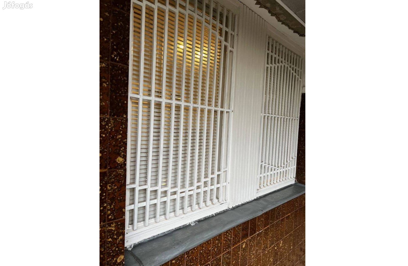 Biztonsági ablak rács eladó