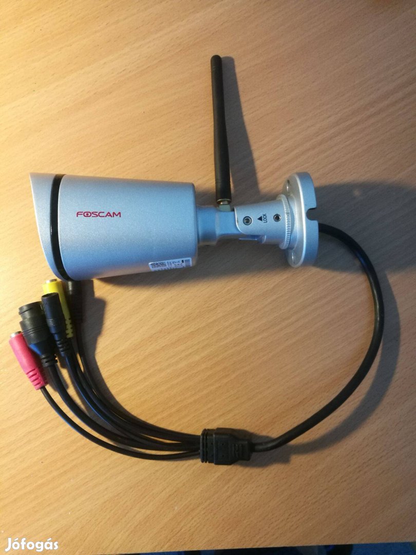 Biztonsági kamera Foscam FI9800P IP olcsón!