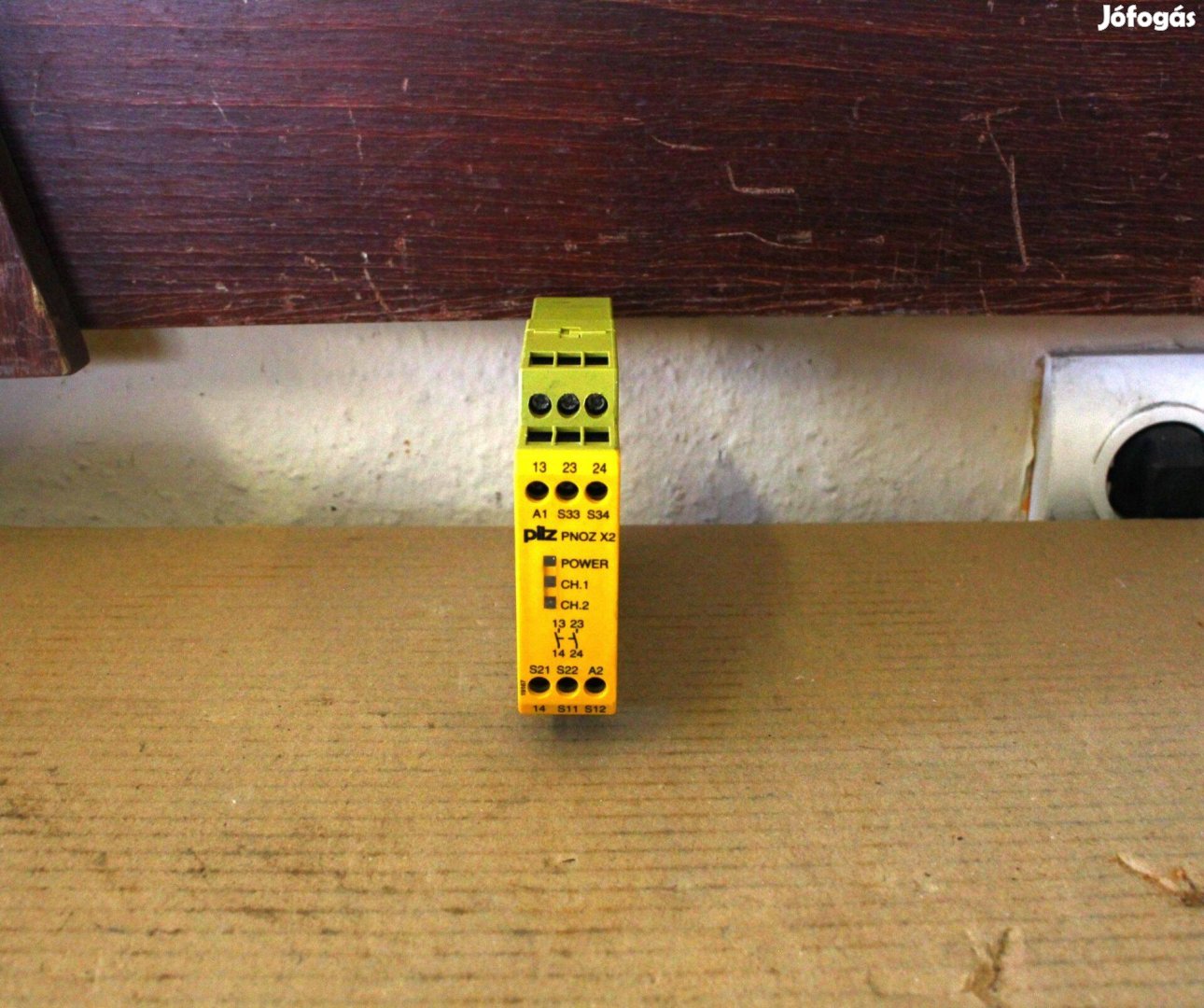 Biztonsági relé 1, 2 csatornás Pilz 6993