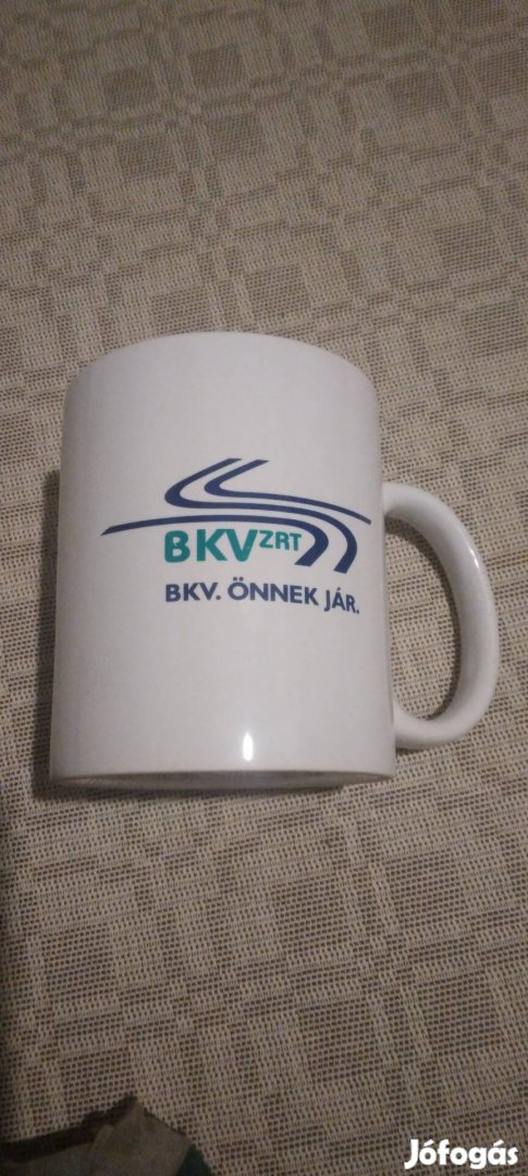 Bkv-s bögre 