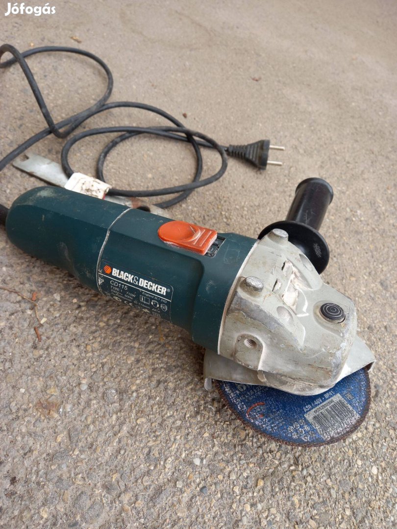 Black&Decker sarokköszörű 710W