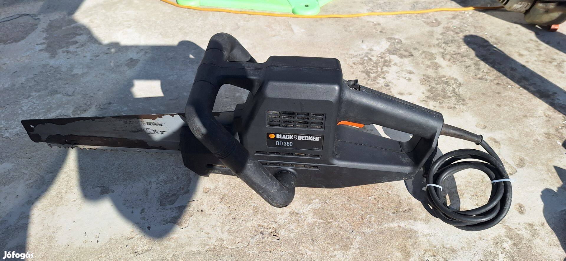 Black&Decker téglavágó ytongvágó fűrész