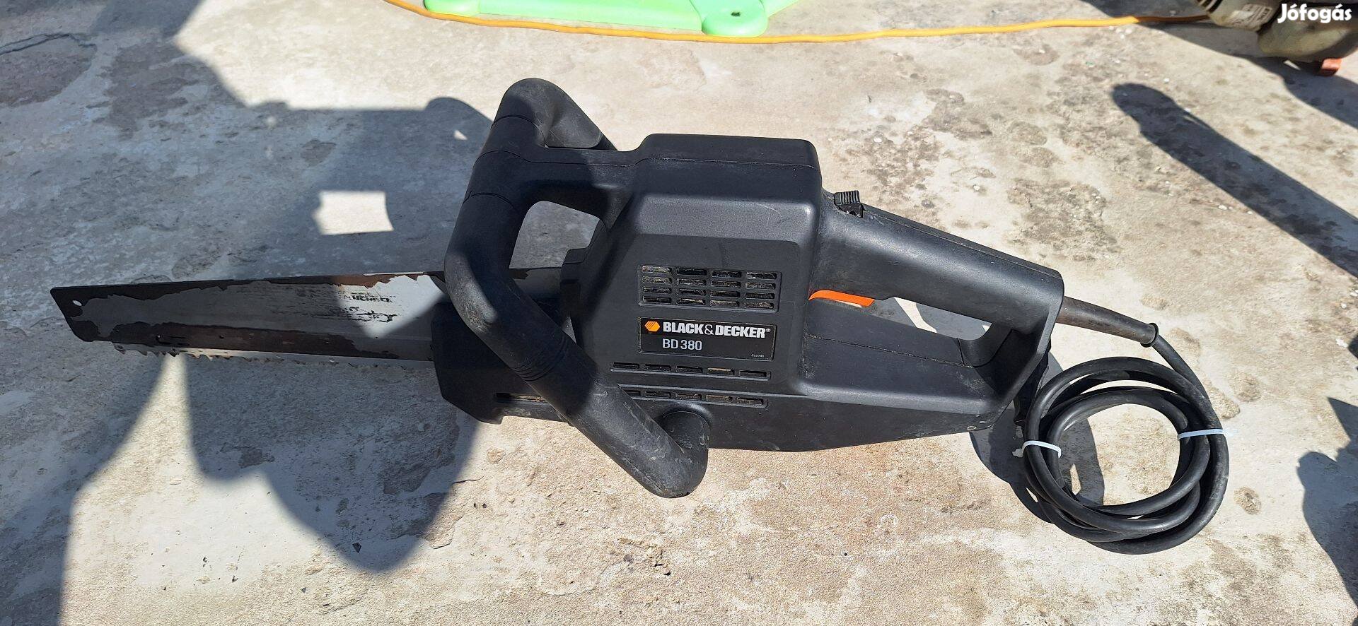 Black&Decker téglavágó ytongvágó fűrész