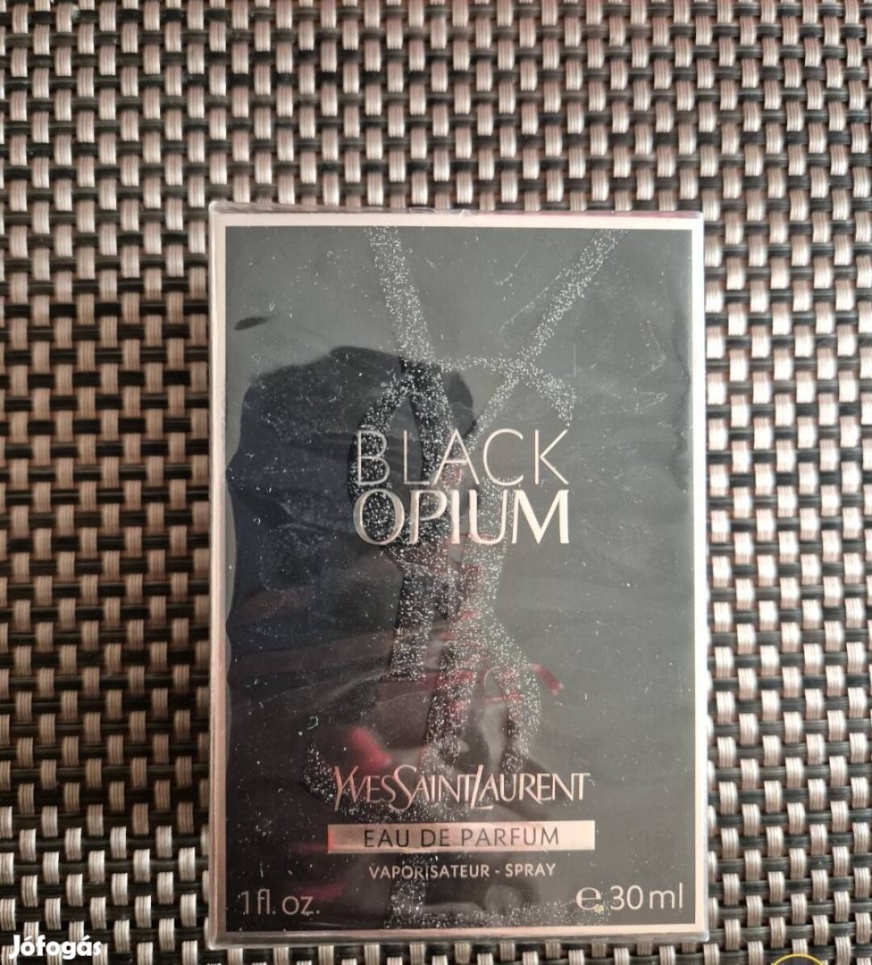 Black Opium női parfüm.