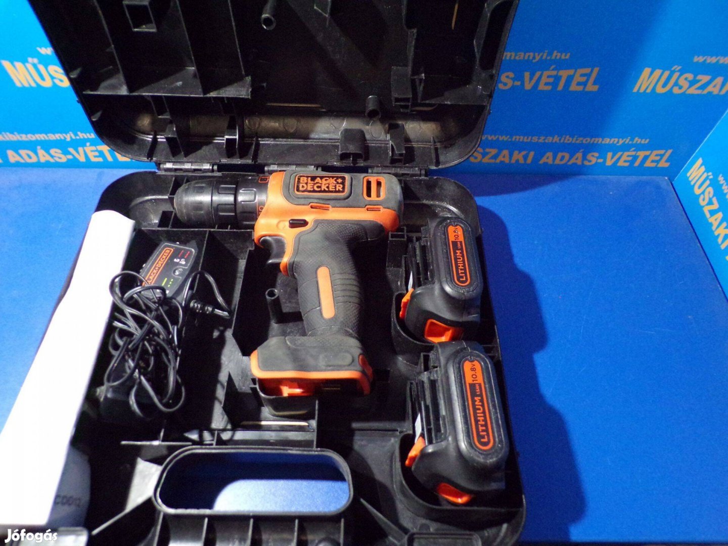 Black & Decker Bdcdd 12KB akkus behajtó jótállással Tar -