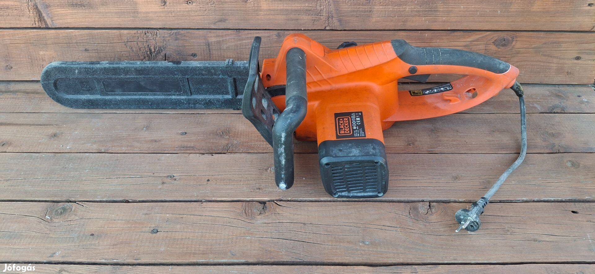 Black & Decker CS2040 elektromos láncfűrész 2000W