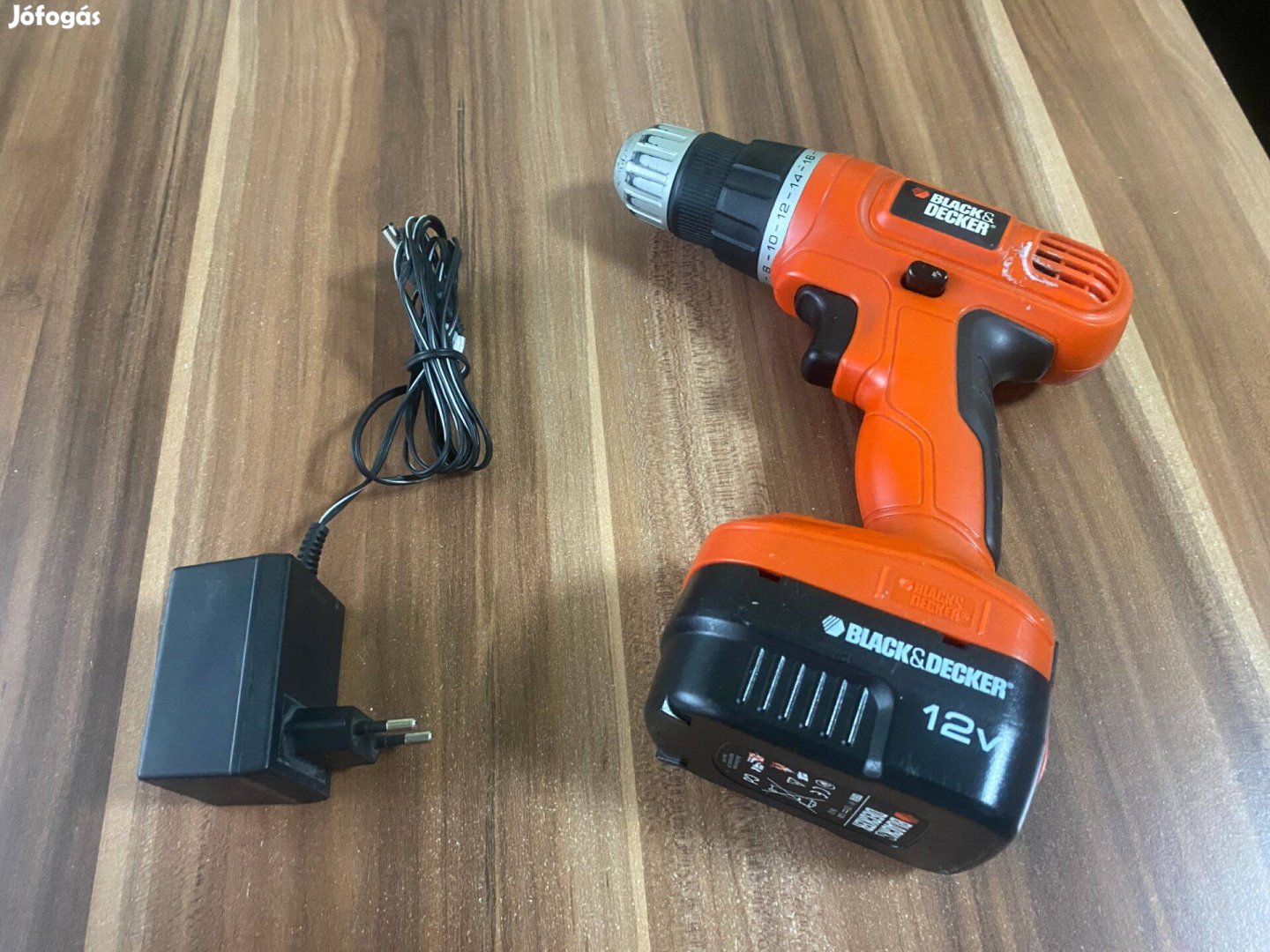 Black & Decker EPC12CA csavarbehajtó