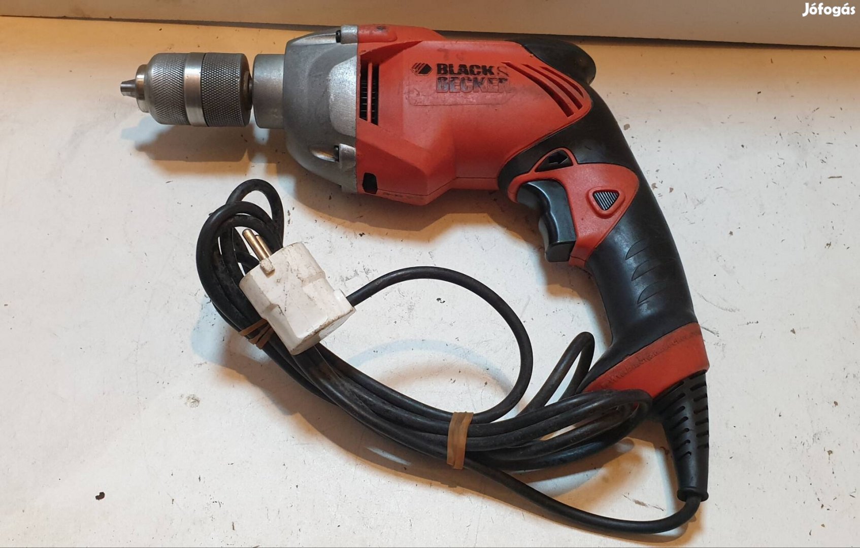 Black & Decker ütvefúró Makita fúró heggyel 