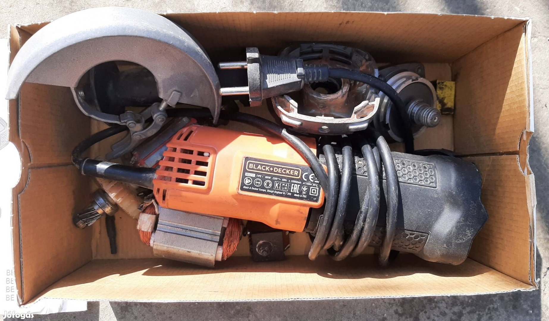 Black & decker BEG210 sarokcsiszoló alkatrésznek Kecskemét,Monor