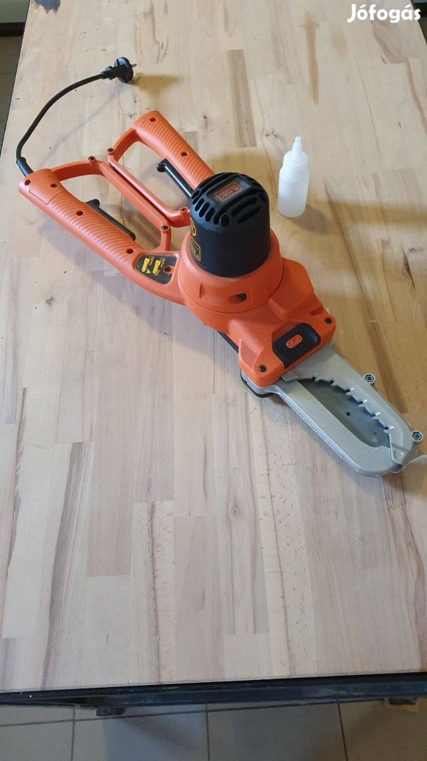 Black and Decker GK1000 ágvágó, sövényvágó, mini elektromos fűrész