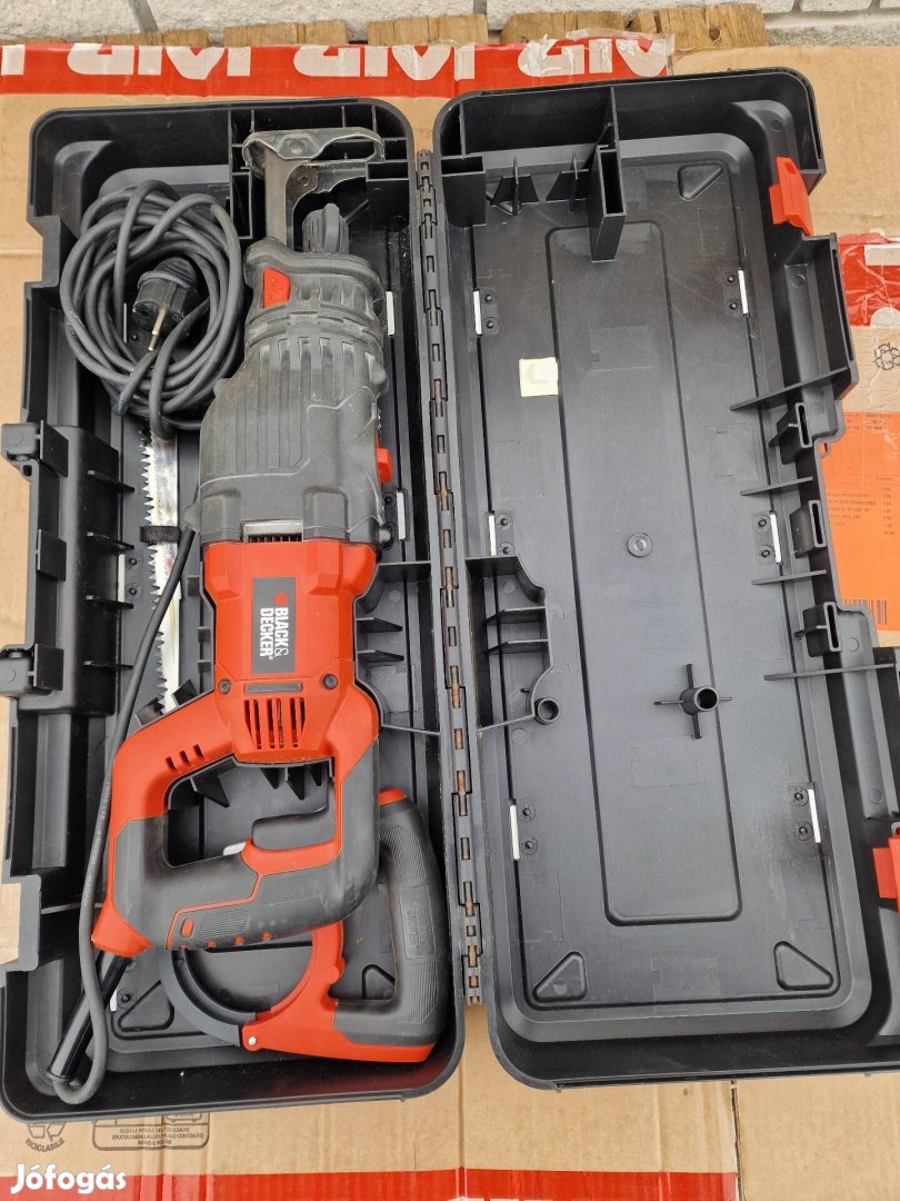 Black and Decker RSP1050 újszerű orrfűrész gyári dobozában 