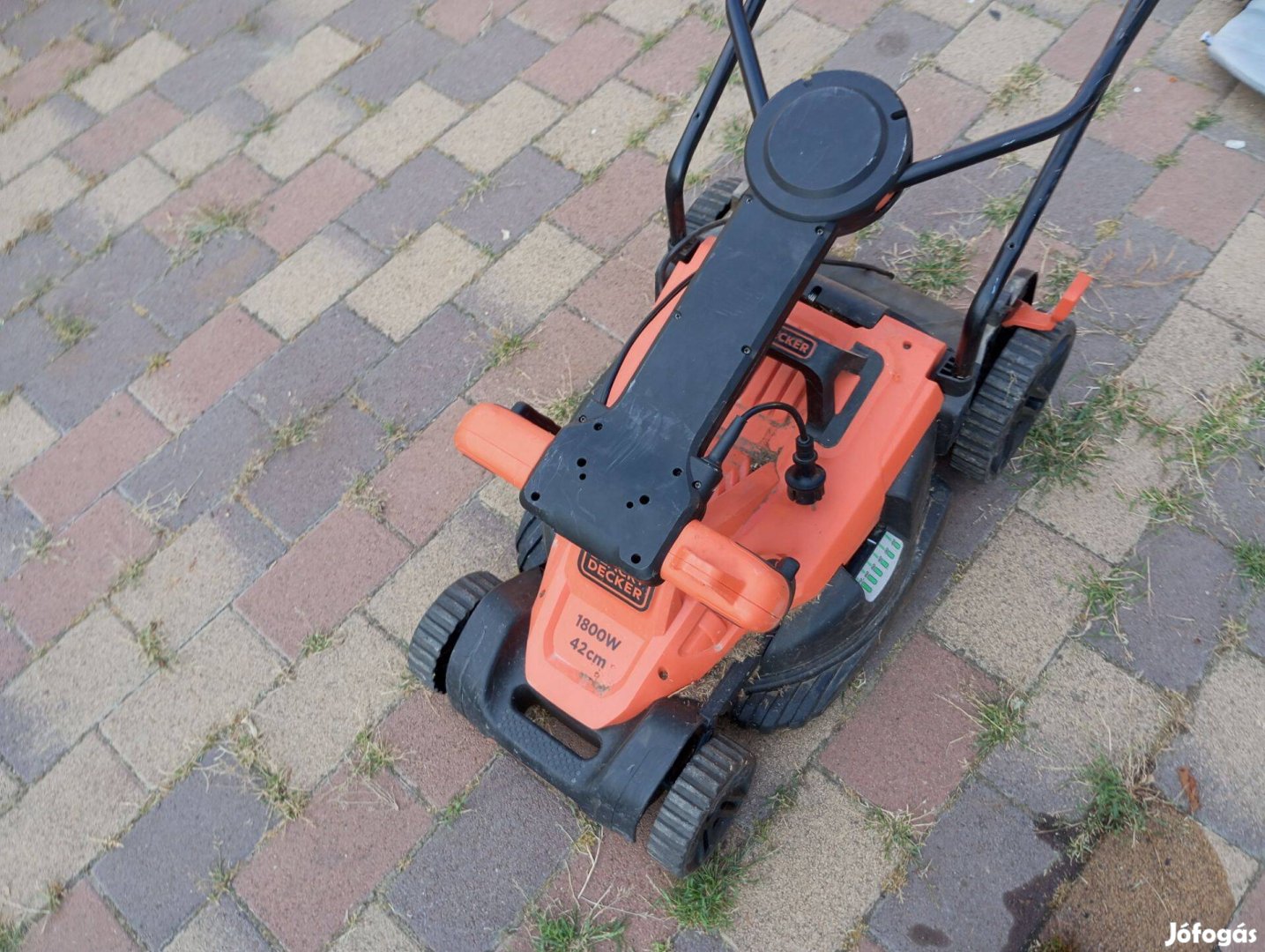 Black and Decker elektromos fűnyíró! (1800 w)