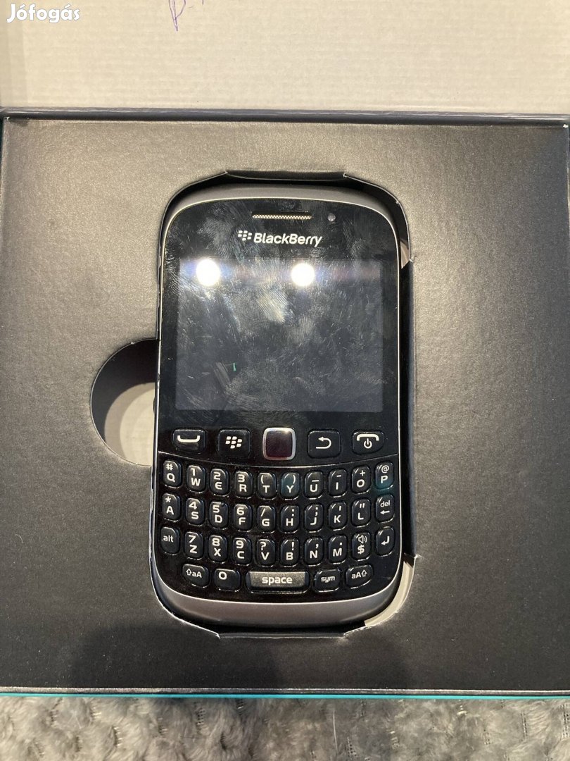 Blackberry Curve