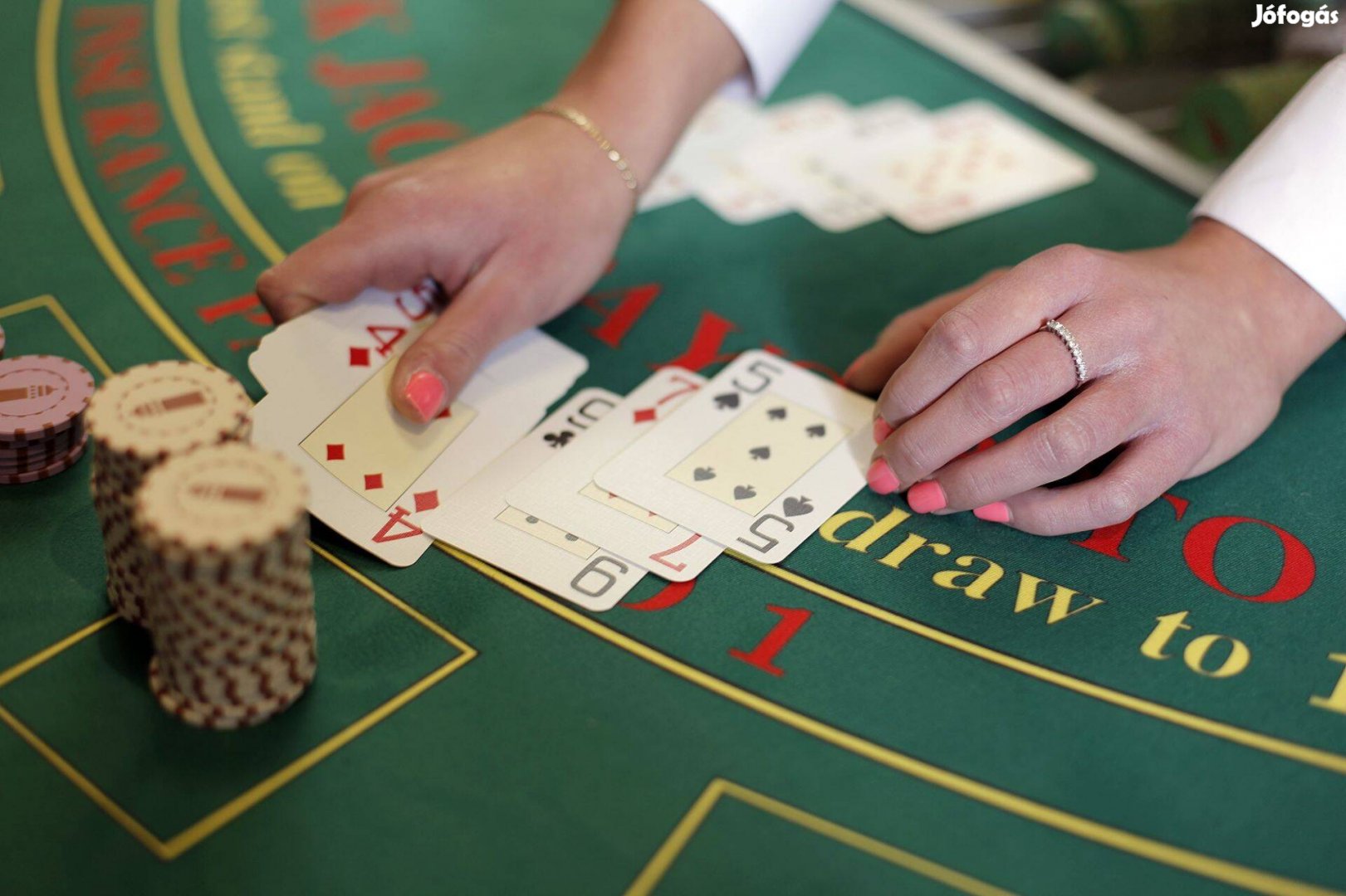 Blackjack osztó