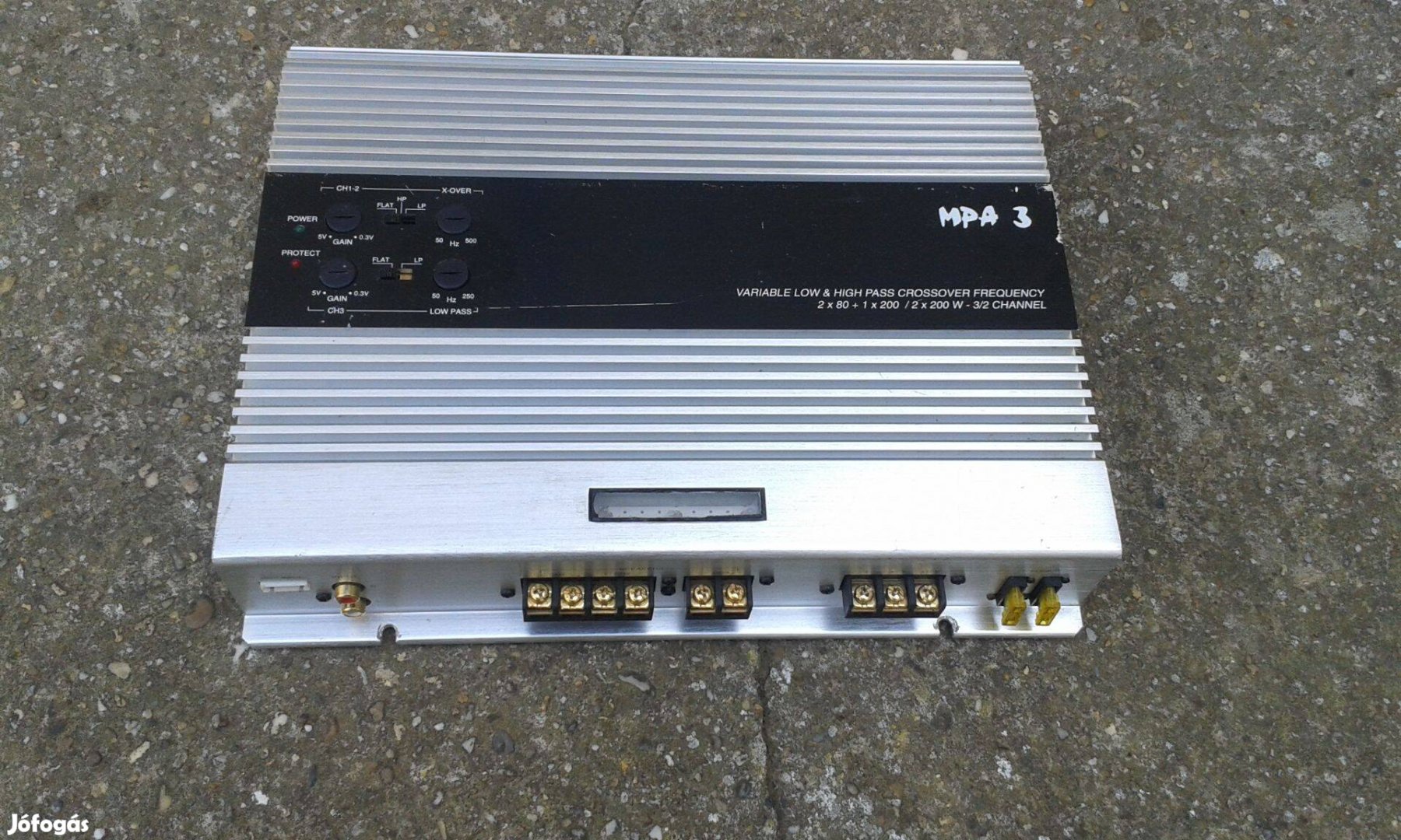 Blaupunkt 3ch autó erösitő