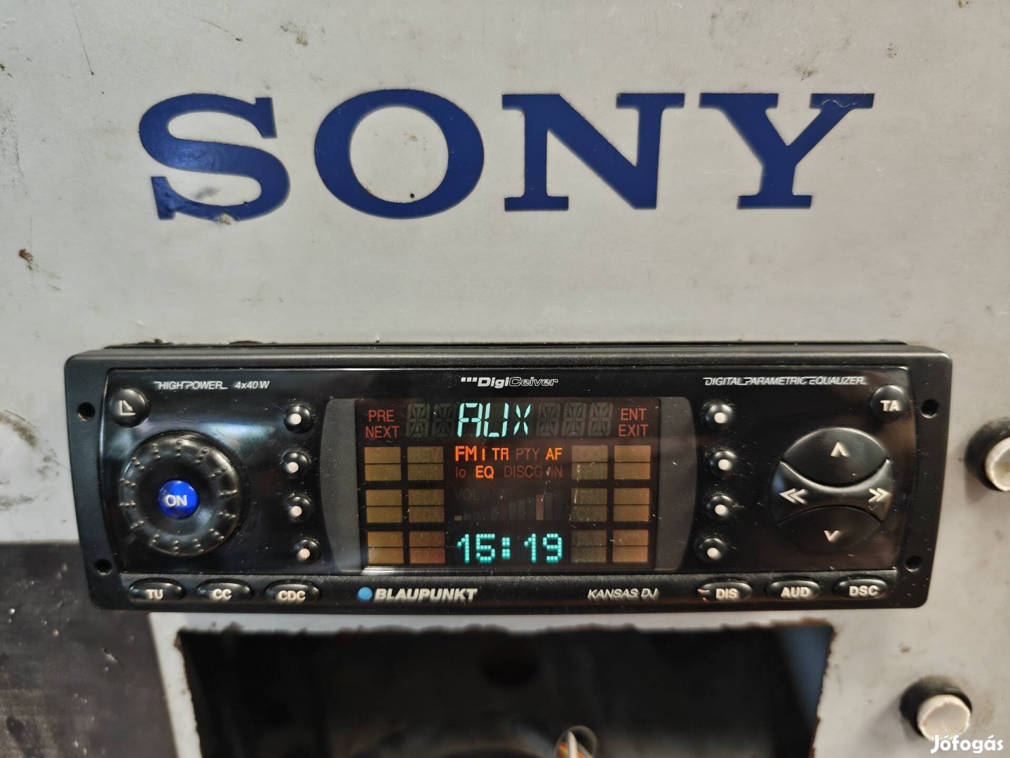 Blaupunkt Kansas DJ Bluetooth kazettás autórádió 
