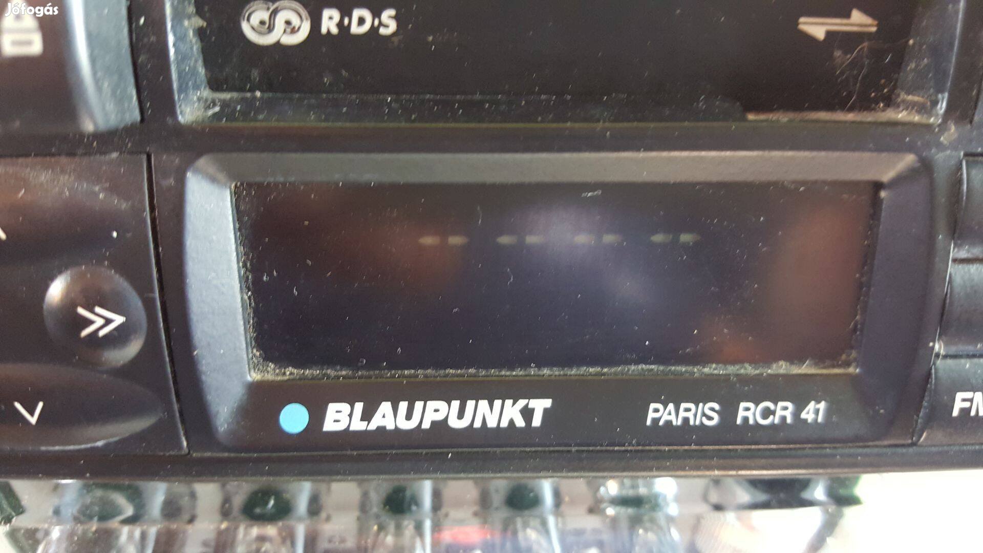 Blaupunkt Paris RCR41 retro autórádió kód nélkül
