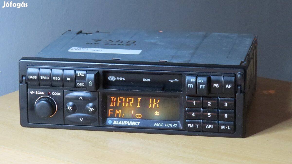 Blaupunkt Paris RCR 42 retro kazettás autórádió rádió