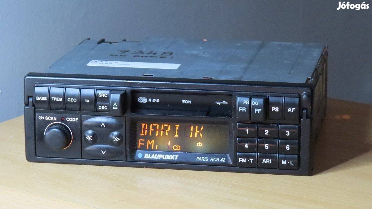 Blaupunkt Paris RCR 42 retro kazettás autórádió rádió