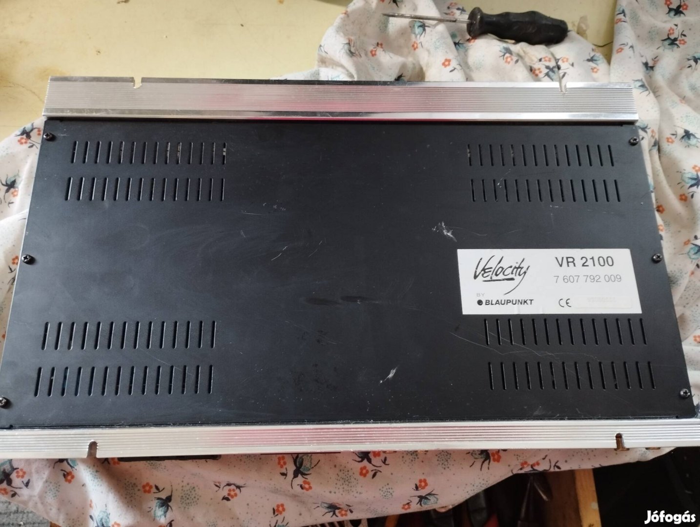 Blaupunkt velocity vr2100 erősítő eladó 