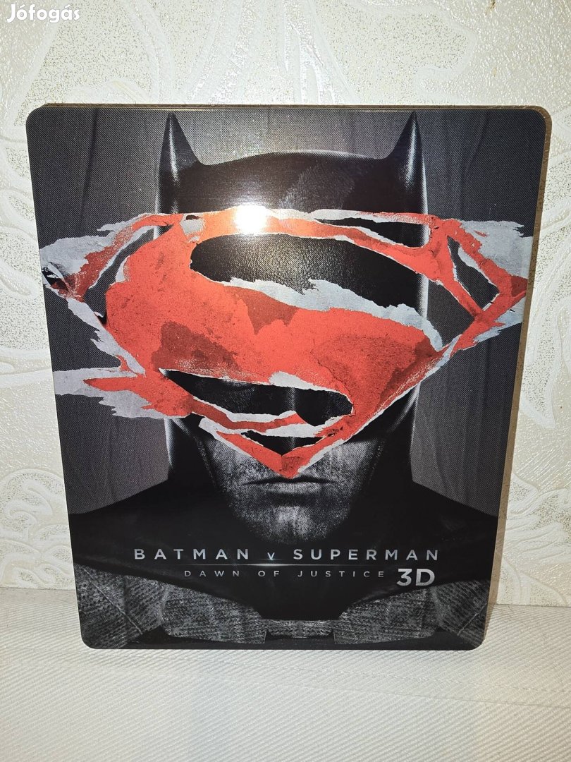 Blu ray steelbook:Batman Szuperman ellen