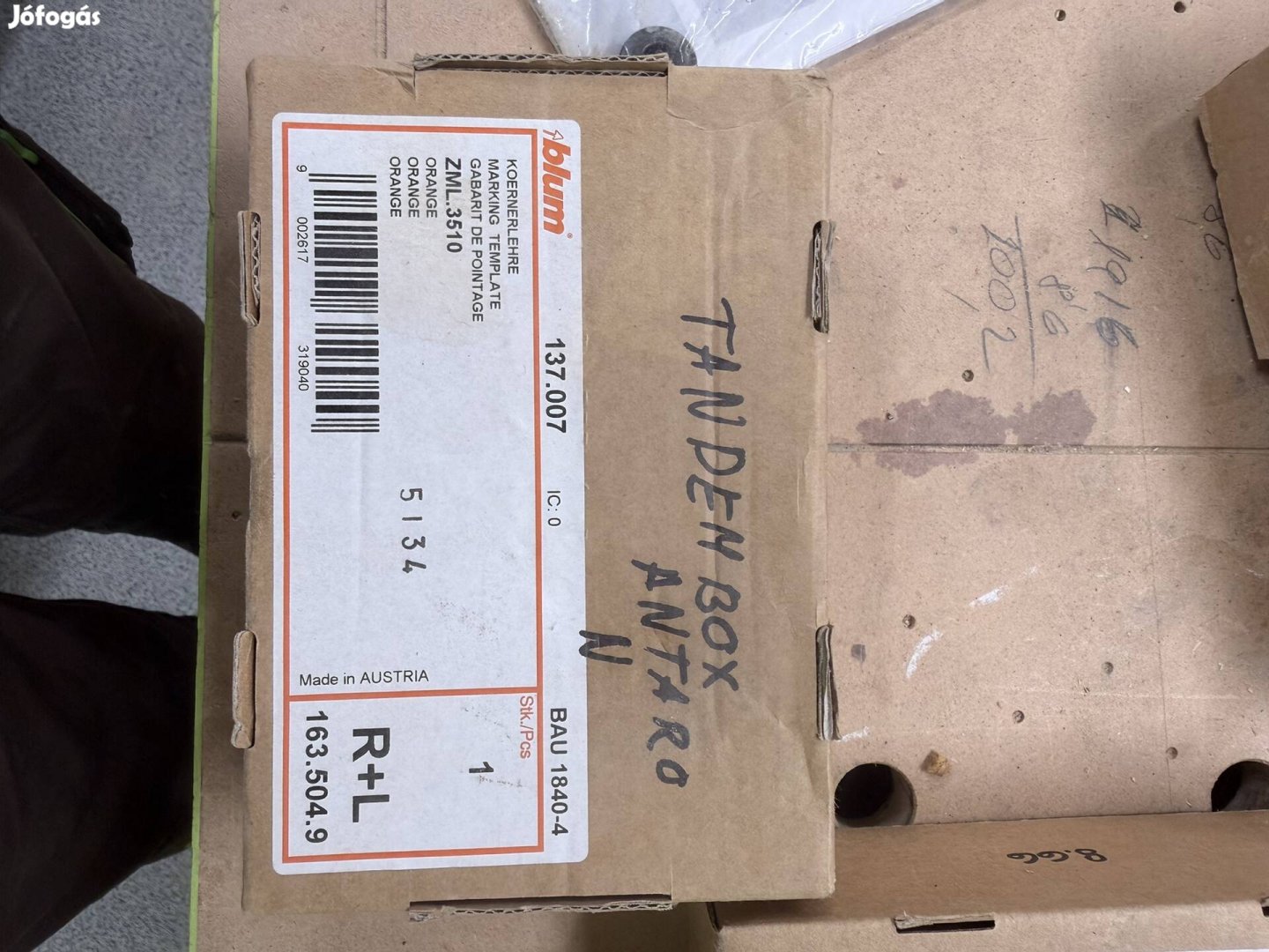 Blum elő lap jelölő