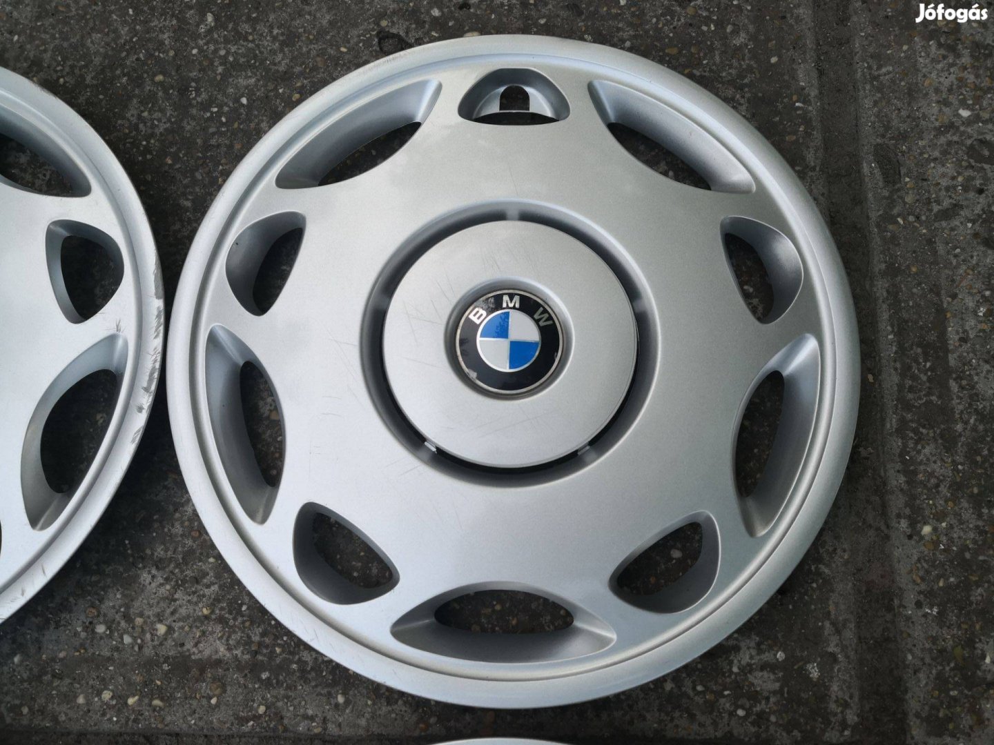 Bmw 15-ös gyári dísztárcsa