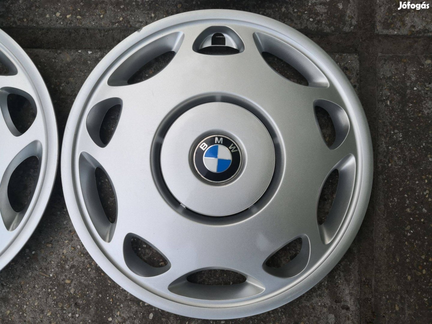 Bmw 15-ös gyári dísztárcsa