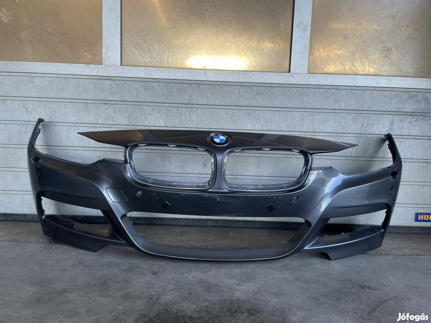 Bmw 3 F30 F31 M Sport első lökhárító lökő 5111 8054128