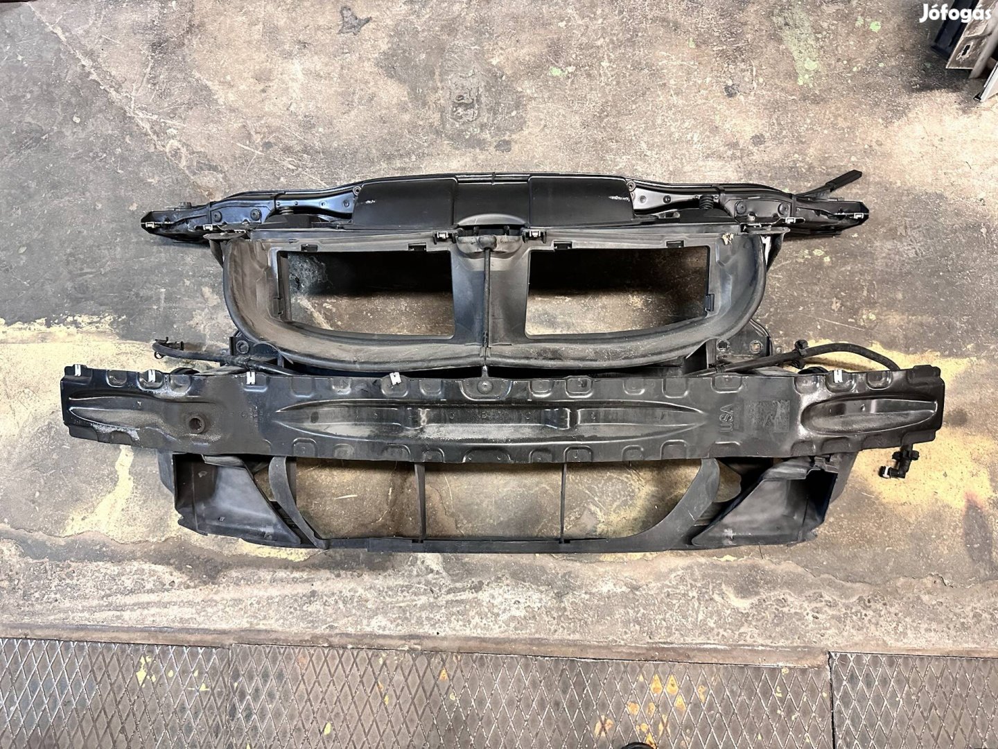 Bmw 3-as sorozat E90 E91 homlokfal 