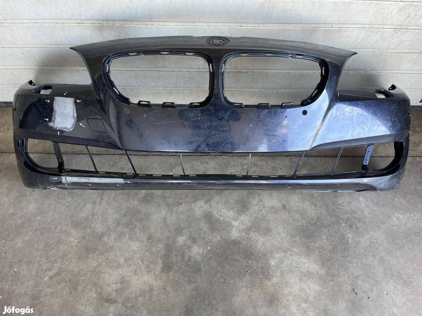 Bmw 5 F10 F11 első lökhárító lökő 2010-2014