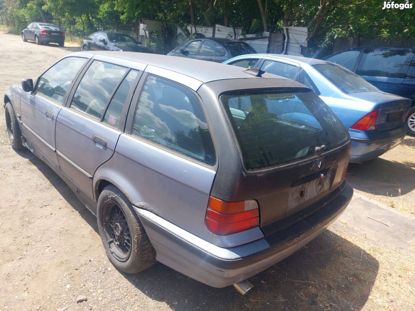 Bmw E36 kombi karosszéria elemei
