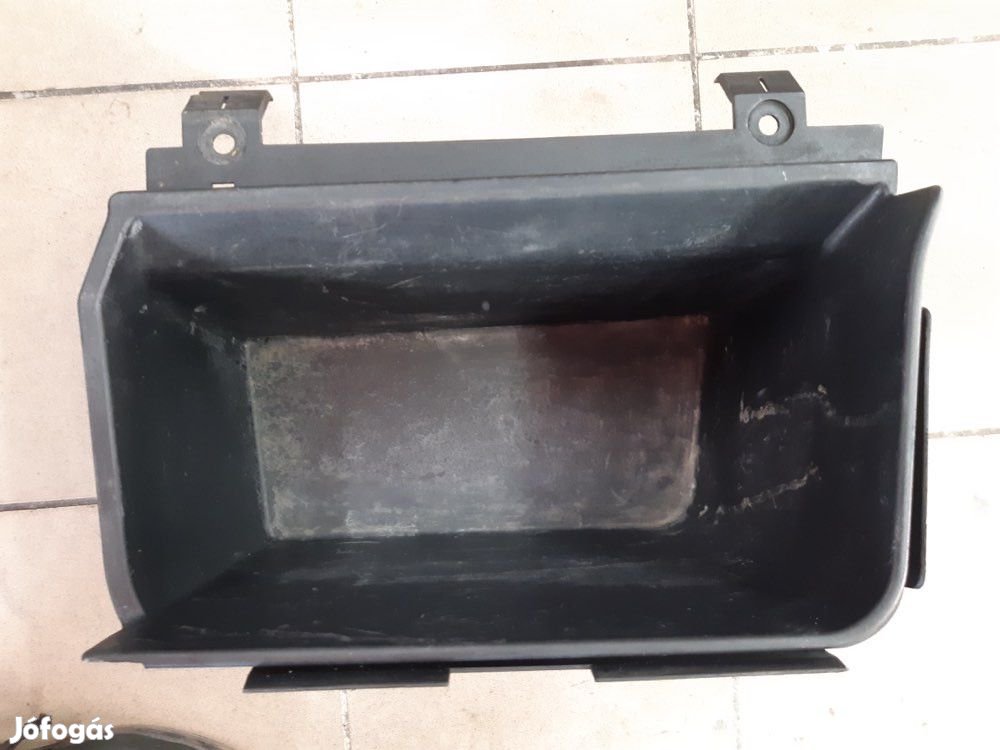 Bmw E46 coupe sedan csomagtér tároló rekesz borítás burkolat