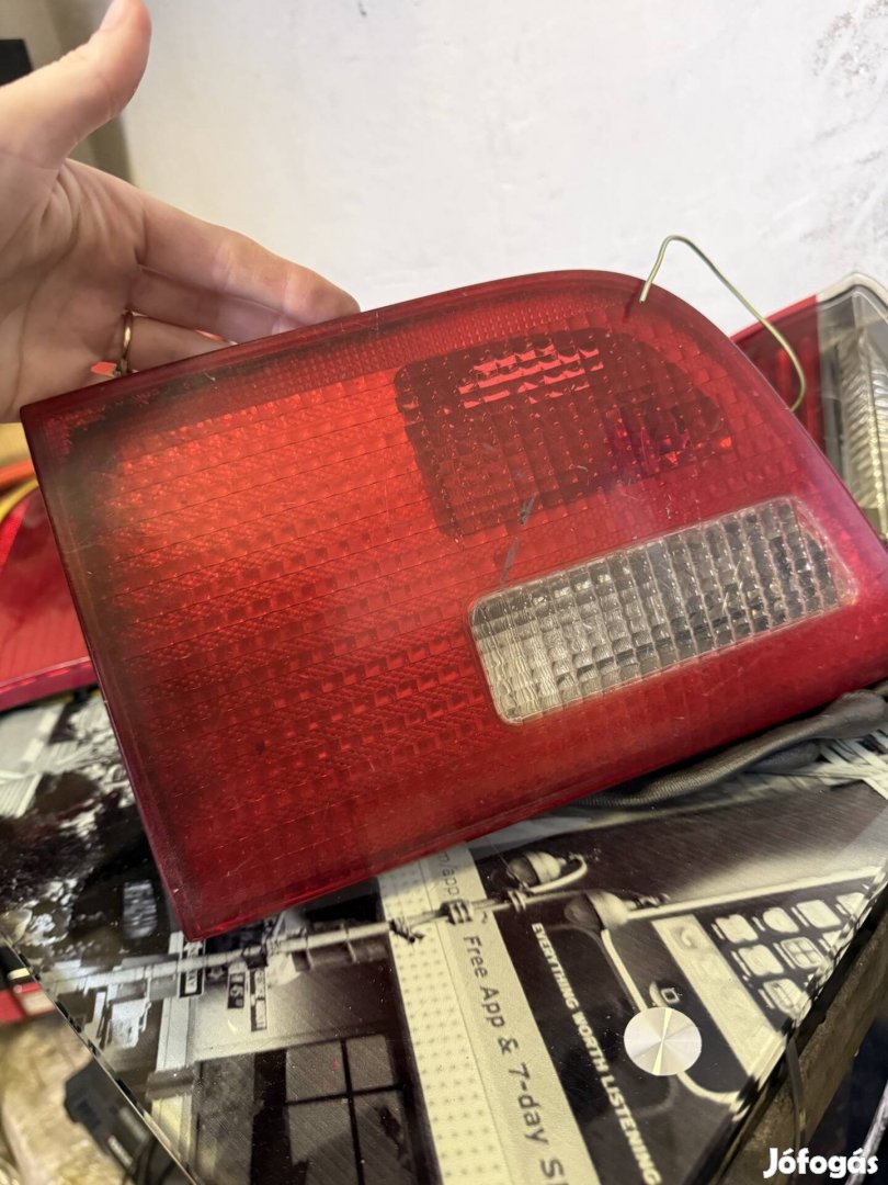 Bmw E53 x5 régi bal hátsó csomagtér lámpa 8409012