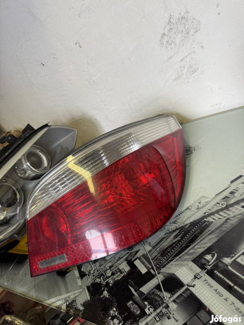 Bmw E60 jobb hátsó lámpa