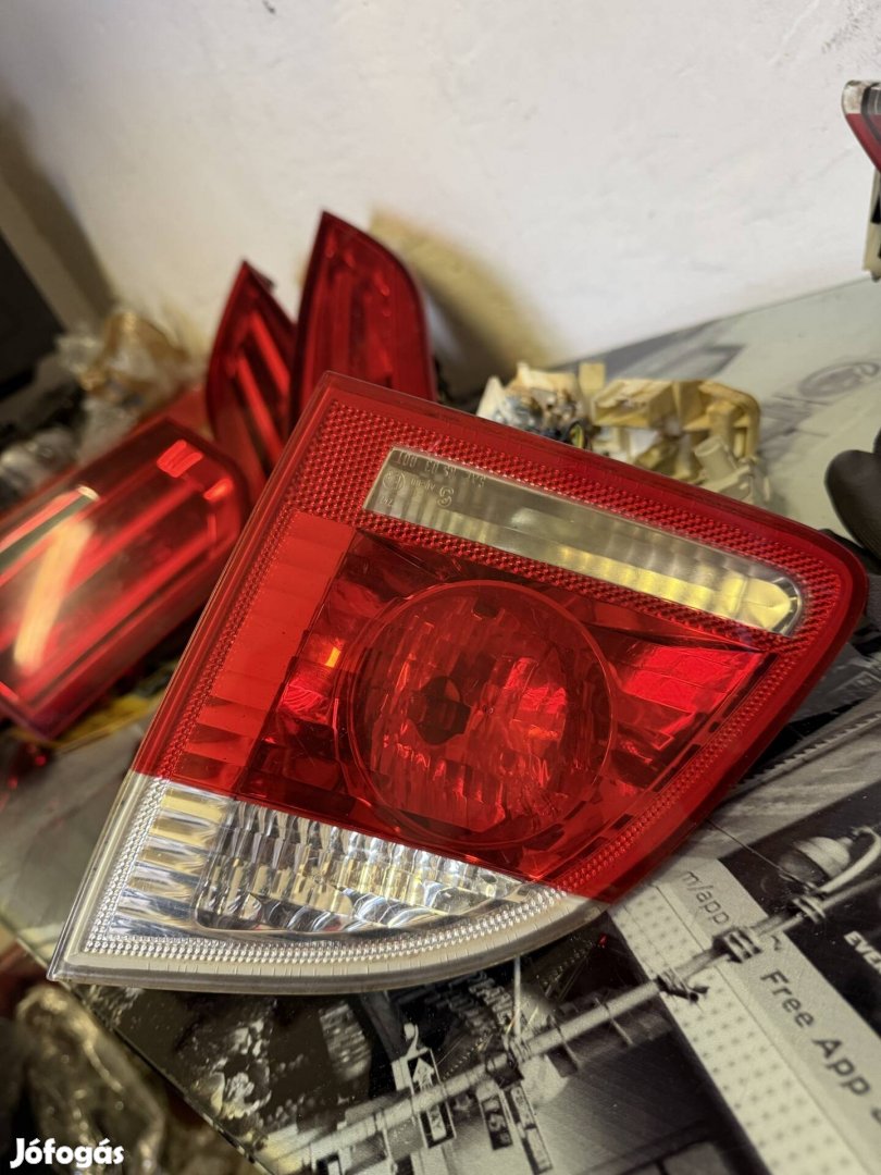 Bmw E61 touring jobb hátsó csomagtér lámpa 6935326