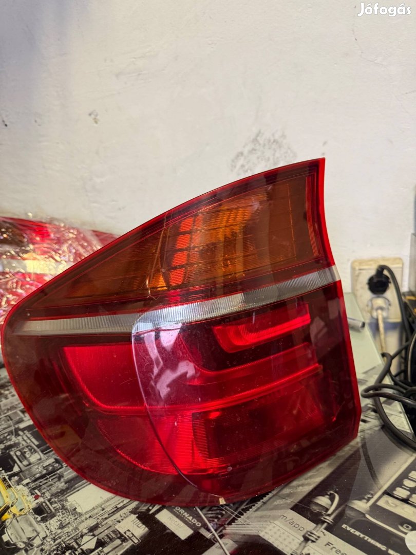 Bmw E70 X5 LCI bal hátsó lámpa 7227789