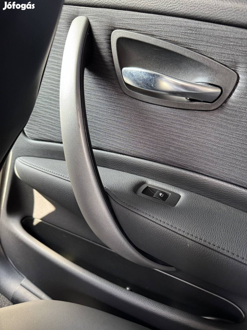 Bmw E87 szürke ajtóbehúzók
